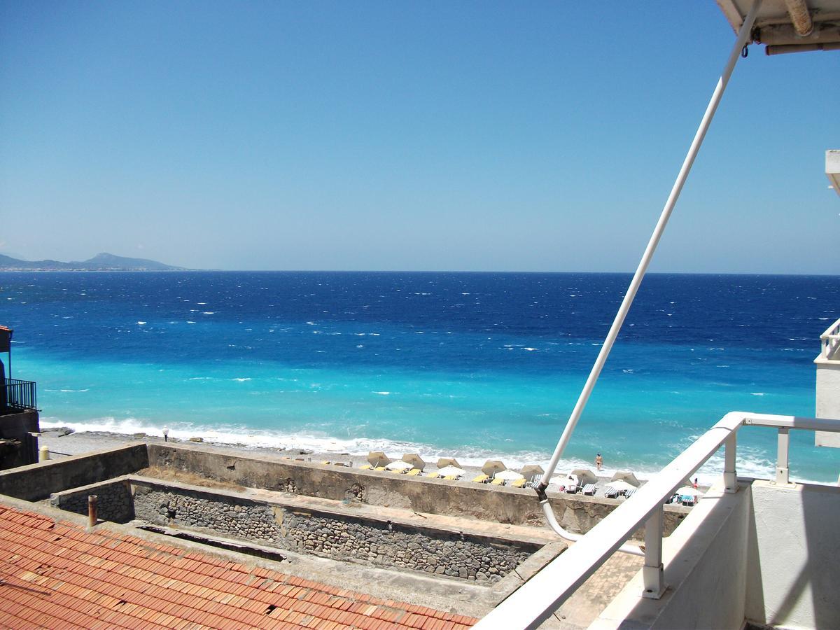 A Unique Seaside View!!! Apartment Rhodes City Bagian luar foto